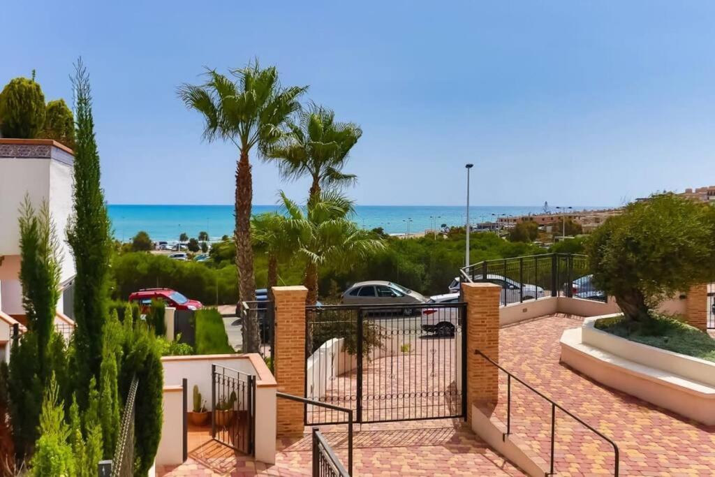 Azul Beach By La Mata Beach Torrevieja Exterior photo